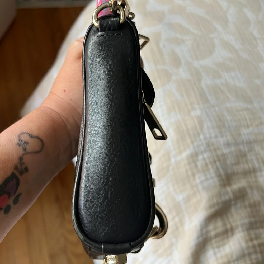 REBECCA MINKOFF BLACK LEATHER SILVER CHAIN LARGE MAC CROSSBODY BAG - Picture 3 of 14